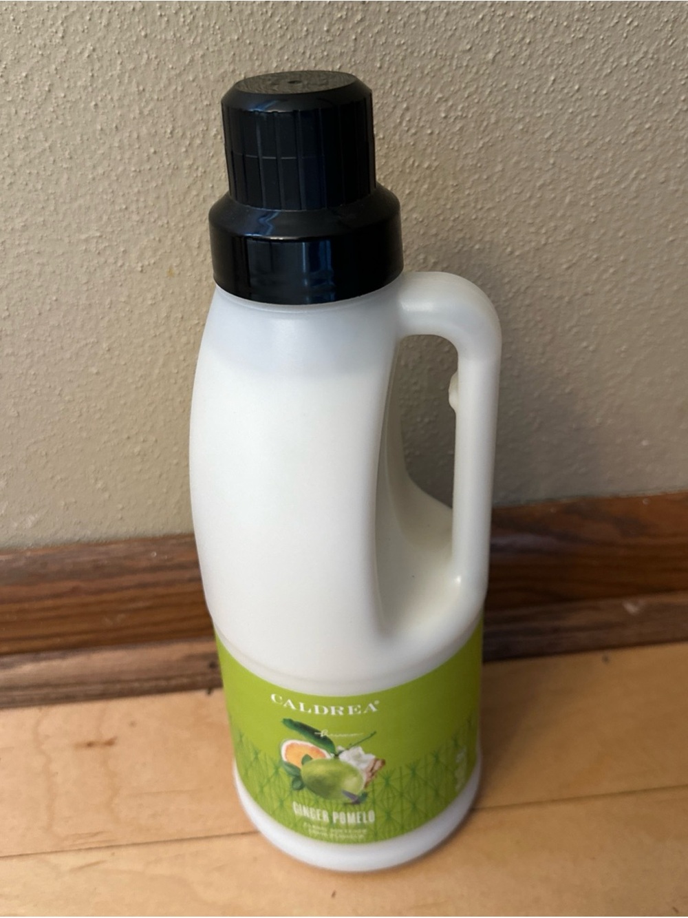 Caldrea‎ Plant Derived Liquid Fabric Softener Ginger Pomelo Scent No. 15 NEW